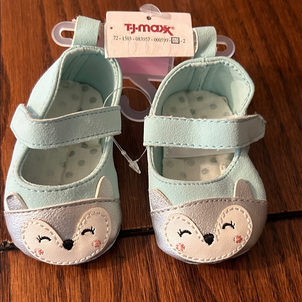 Carter's Baby Shoes with Fox Design in Mint and Silver